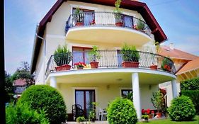 Erika Apartmanházak
